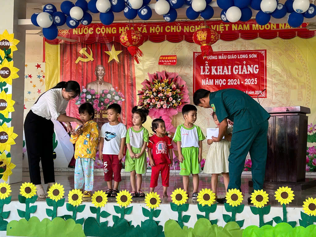 <a href="#">Khai giảng năm học 2024 - 2025</a>